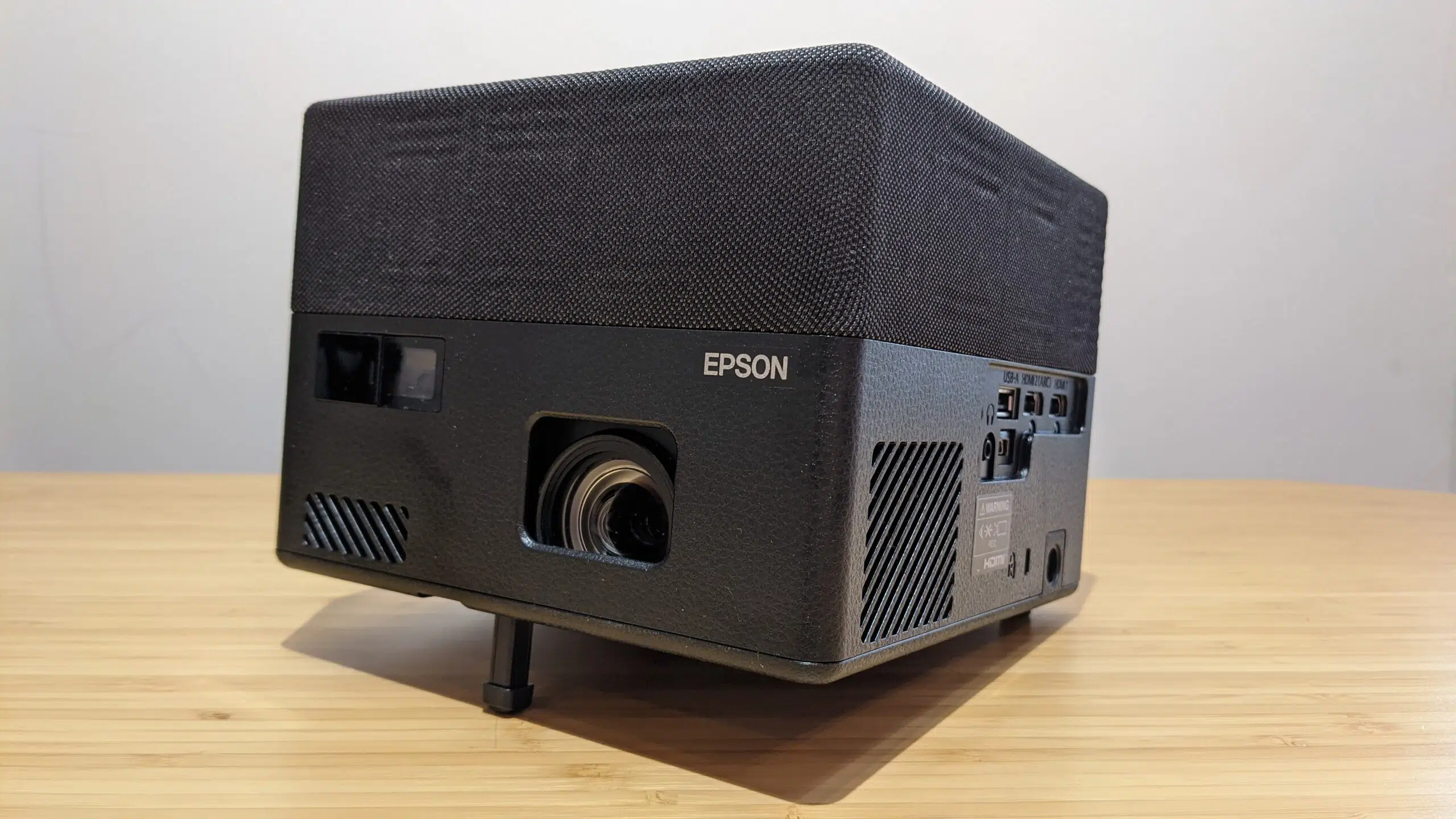 ویدئو پروژکتور اپسون EPSON EF-12 ویدئو پروژکتور اپسون EPSON EF-12